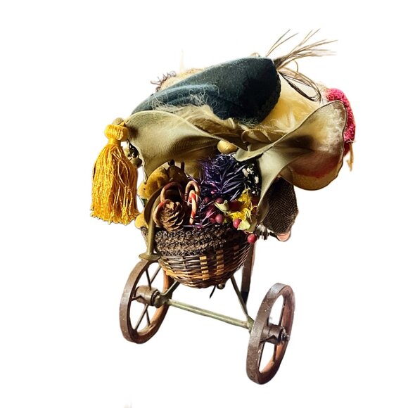 H.C. Accents Handmade Santa Figurine On Tricycle With Basket Of Festive Accents - Picture 8 of 10